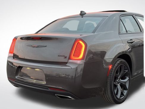 Used 2023 Chrysler 300 S image 27