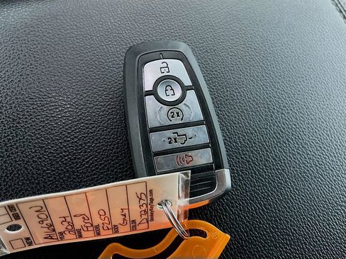 Used 2024 Ford F250 Lariat w/ Lariat Ultimate Package image 24