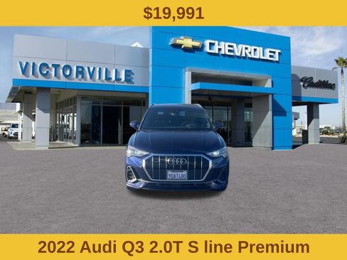 Used 2022 Audi Q3 2.0T Premium image 2