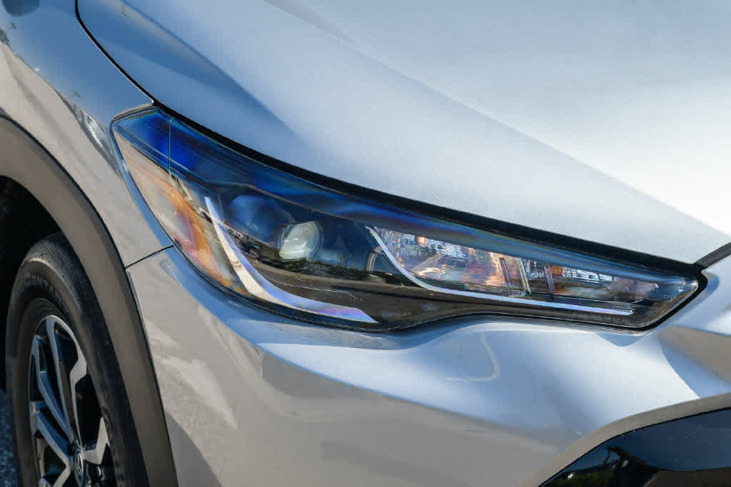 Certified 2024 Toyota Corolla Cross AWD Hybrid image 4