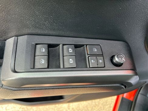 Used 2017 Toyota Tacoma 4x4 Double Cab image 33