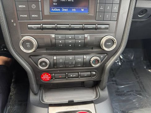 Used 2016 Ford Mustang Shelby GT350 w/ Track Package image 22