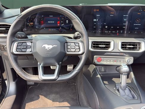 Used 2025 Ford Mustang Premium RWD image 20