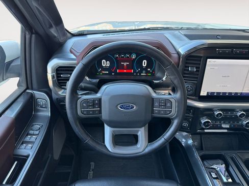 Certified 2022 Ford F150 Lariat w/ Equipment Group 502A High image 12