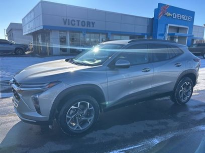 Used 2024 Chevrolet Trax LT w/ Driver Confidence Package