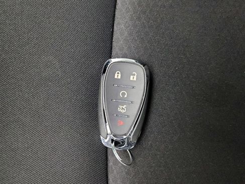 Used 2025 Chevrolet Malibu LT image 32