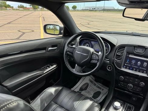 Used 2022 Chrysler 300 S RWD image 15