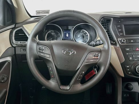 Used 2017 Hyundai Santa Fe Sport FWD image 17