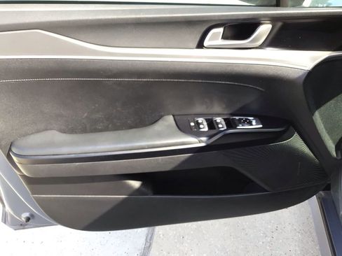 Used 2022 Kia K5 LXS image 23