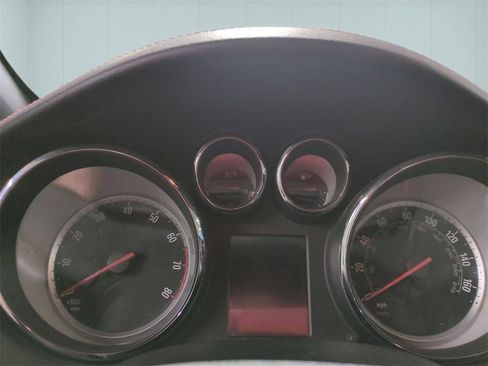 Used 2018 Buick Cascada Sport Touring w/ Dark Effects Package image 17