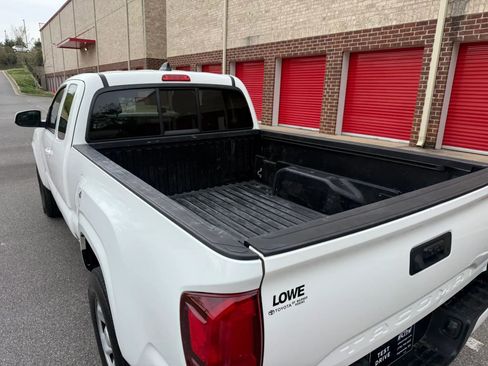 Used 2021 Toyota Tacoma SR image 8