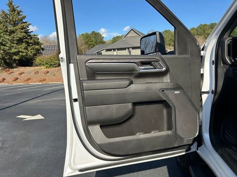 Used 2024 Chevrolet Silverado 2500 LTZ w/ LTZ Premium Package image 63