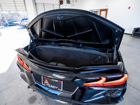 Used 2021 Chevrolet Corvette Stingray w/ Z51 Performance Package image 55