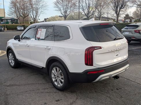 Used 2022 Kia Telluride LX image 7