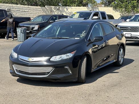 Used 2019 Chevrolet Volt LT FWD image 3