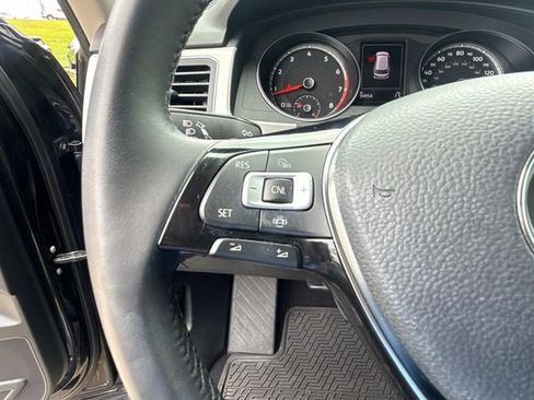 Used 2019 Volkswagen Atlas SE FWD image 29