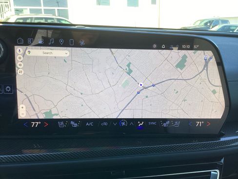 Used 2025 Chevrolet Traverse High Country image 5