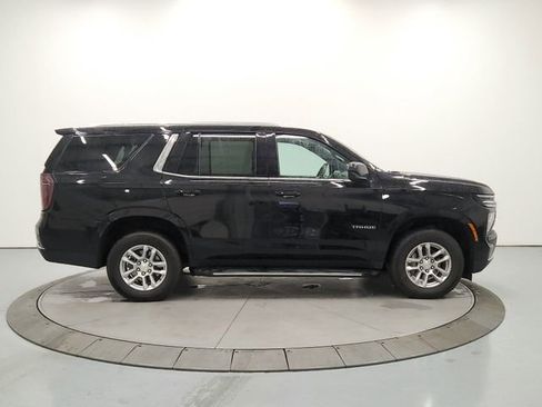 Used 2025 Chevrolet Tahoe LT AWD/4WD image 8
