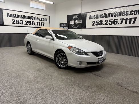 Used 2006 Toyota Solara SLE FWD image 1