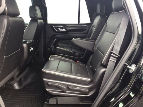 Used 2021 GMC Yukon SLT w/ SLT Premium Package AWD/4WD image 10