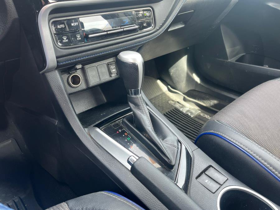 Used 2019 Toyota Corolla SE w/ Body Protection Package FWD image 17