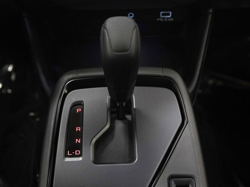 Used 2024 Subaru Crosstrek 2.0i image 17