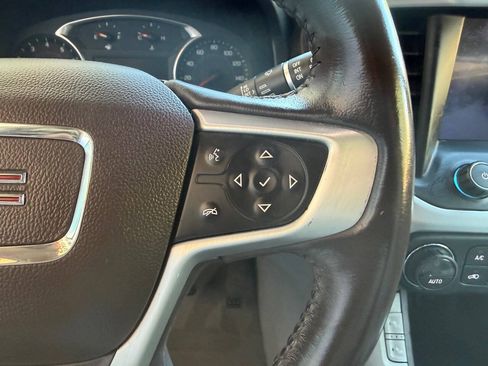Used 2019 GMC Acadia SLT AWD/4WD image 12