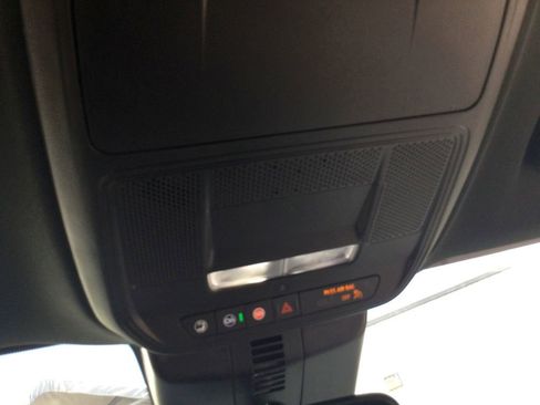 New 2025 Chevrolet Traverse LT w/ Enhanced Driving Package image 38