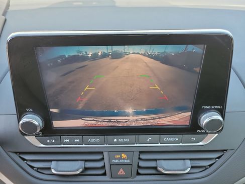 Used 2022 Nissan Altima 2.5 SR image 17