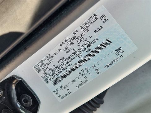 Used 2017 Ford F150 Platinum w/ Equipment Group 701A Luxury image 34