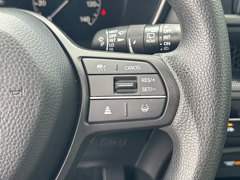 Used 2025 Honda CR-V EX image 8