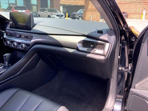 Used 2026 Acura Integra FWD image 36