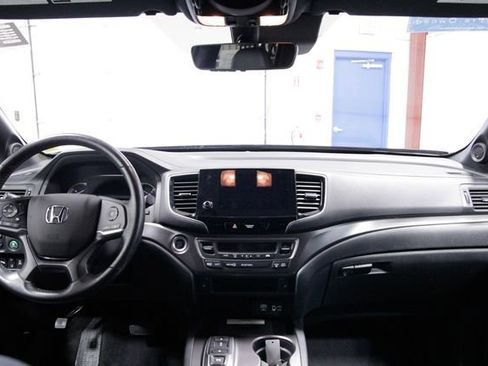 Certified 2023 Honda Passport EX-L image 18