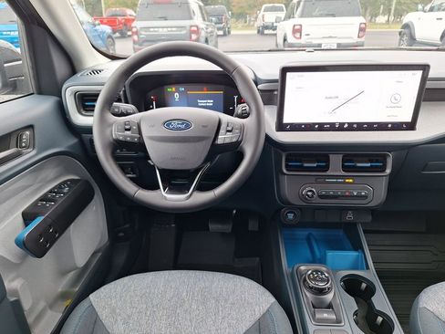 New 2025 Ford Maverick XLT w/ Equipment Group 301A image 7