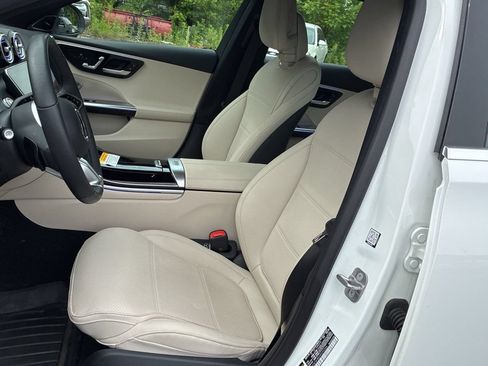 Used 2025 Mercedes-Benz C 300 4MATIC Sedan image 10