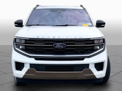 Used 2025 Ford Expedition King Ranch AWD/4WD image 4