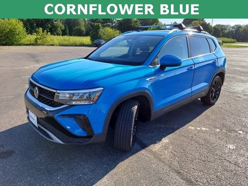Used 2022 Volkswagen Taos SE image 8