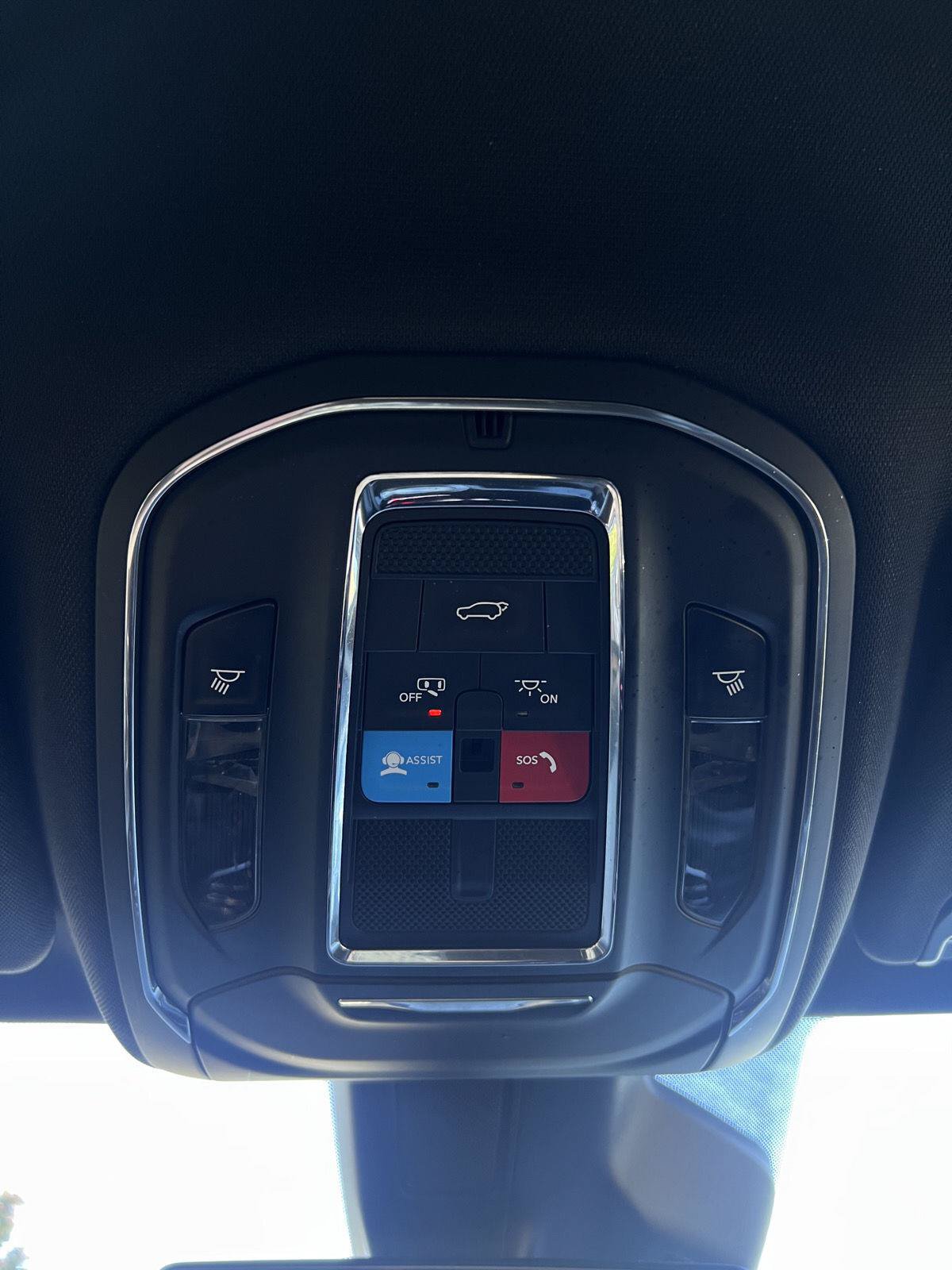 Used 2024 Jeep Wagoneer Series II AWD/4WD image 13