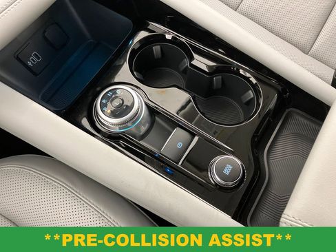 New 2026 Ford Explorer Platinum w/ LUX Leather Package image 28