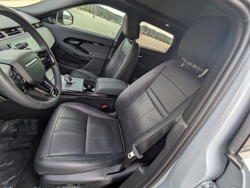 Certified 2025 Land Rover Range Rover Evoque S image 19