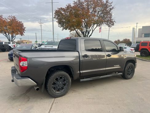 Used 2014 Toyota Tundra SR5 image 3