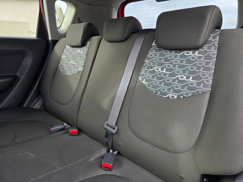 Used 2010 Kia Soul + w/ Audio Pkg image 20