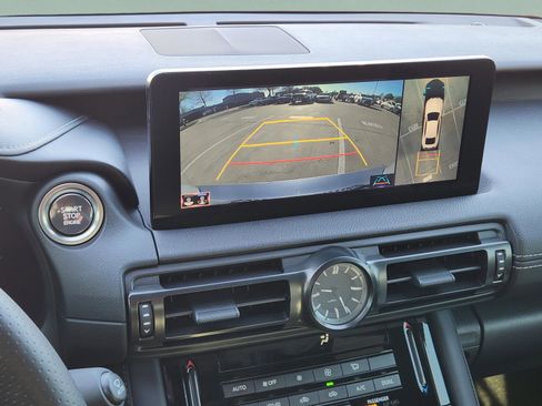 Used 2024 Lexus IS 500 image 11