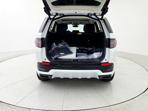Used 2025 Land Rover Discovery Sport S image 19