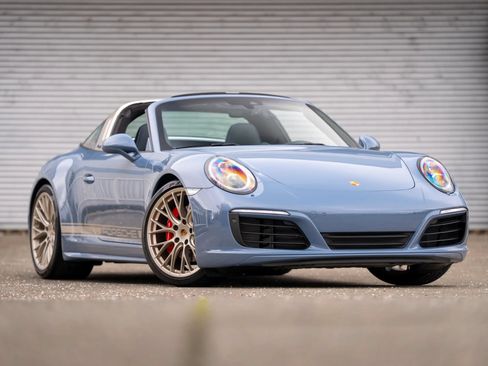 Used 2017 Porsche 911 Targa 4S AWD/4WD image 1