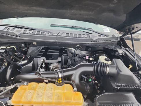 Used 2016 Ford F150 XLT w/ Equipment Group 302A Luxury image 15