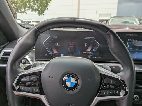 Used 2025 BMW 430i Convertible w/ Premium Package RWD image 24
