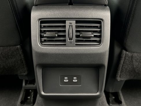 Used 2024 Nissan Rogue SV AWD/4WD image 20