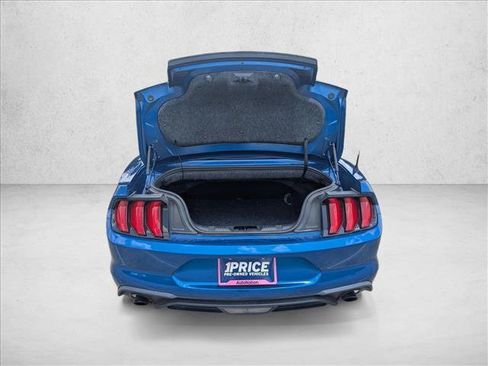 Used 2018 Ford Mustang Convertible RWD image 6