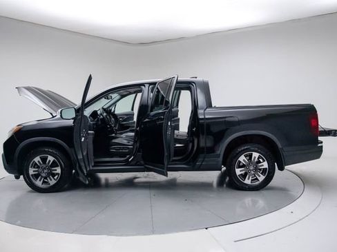 Used 2017 Honda Ridgeline RTL-T image 18